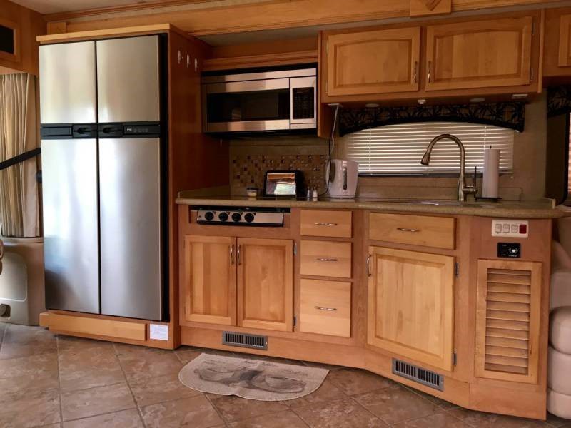 2009 Monaco Knight 41SKQ - 005