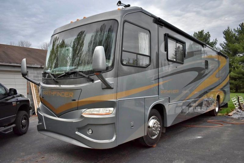 2007 Coachmen Pathfinder 373DS