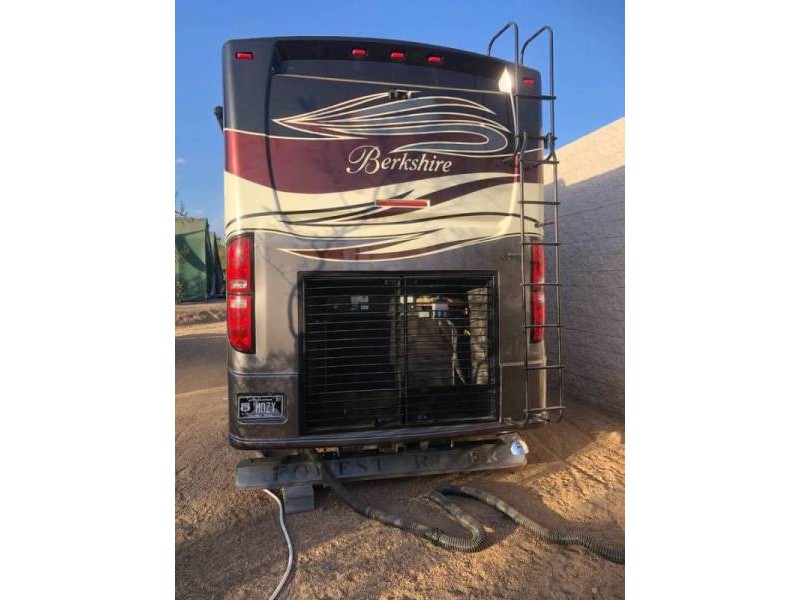 2014 Forest River Berkshire 400BH - 006