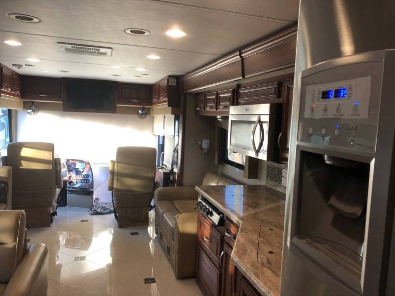 2014 Forest River Berkshire 400BH - 011