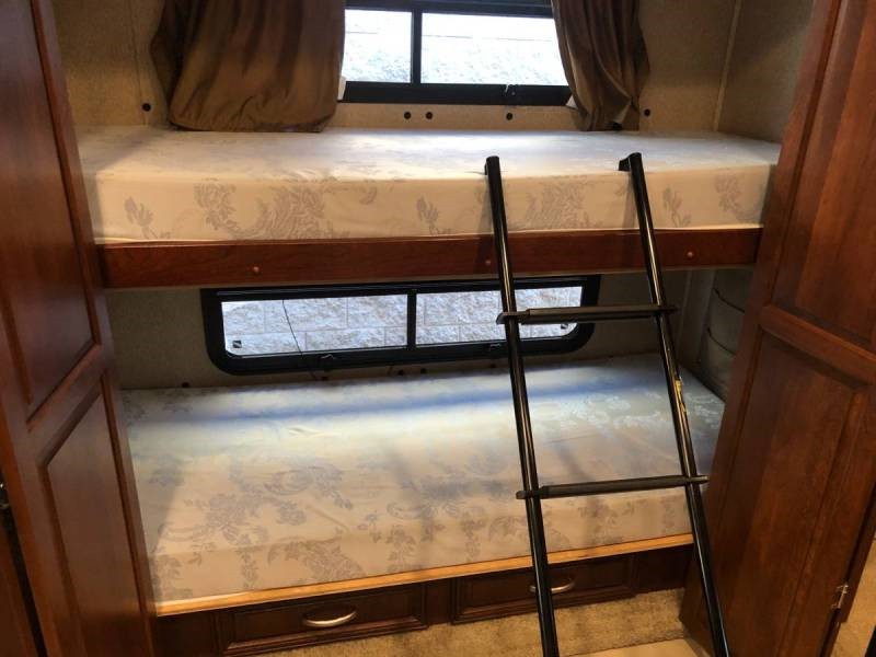 2014 Forest River Berkshire 400BH - 014